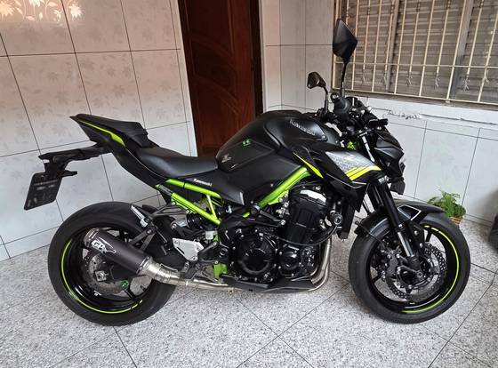 KAWASAKI Z900 